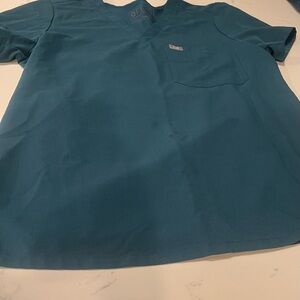 Figs Catarina scrub top